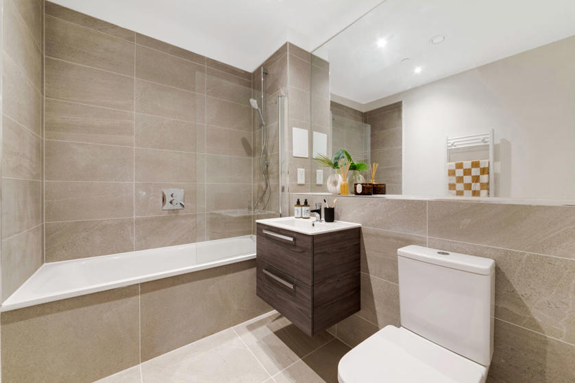 Vertex Edge Showhome LR