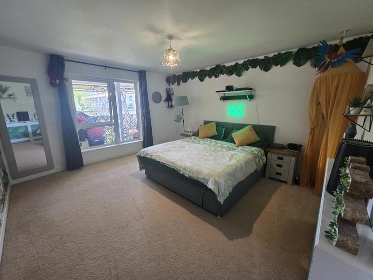 1781187322 641D30 Bedroom