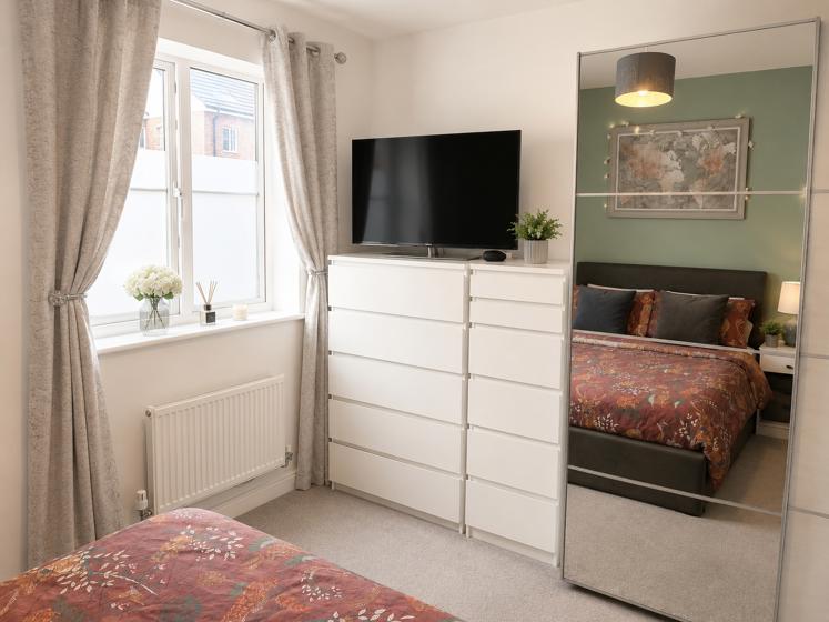 Bedroom Sale Ready 2