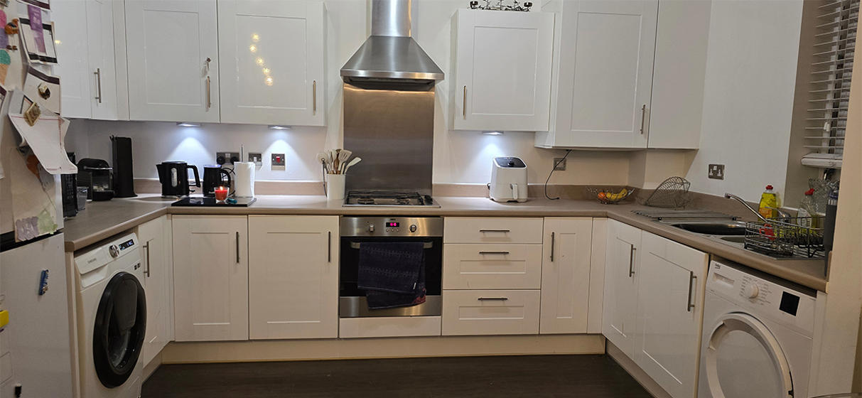 1773141212 B55f8e Group 4