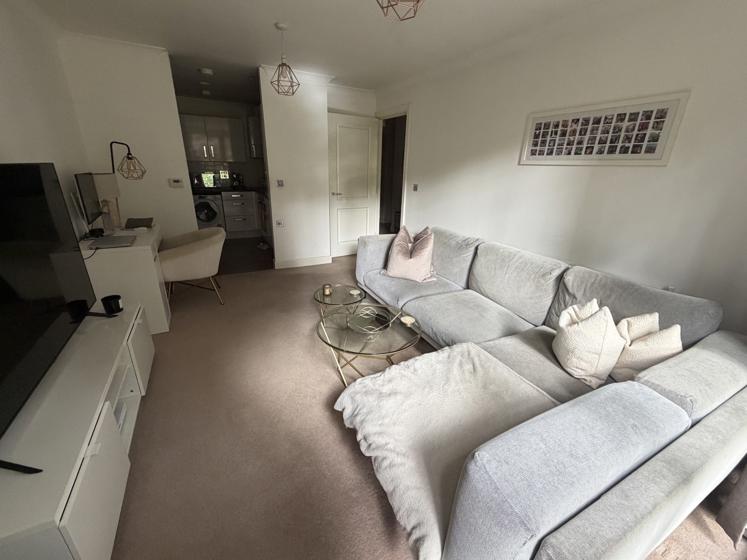 Flat 5