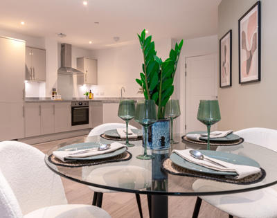 Lions Cresent AJH5173