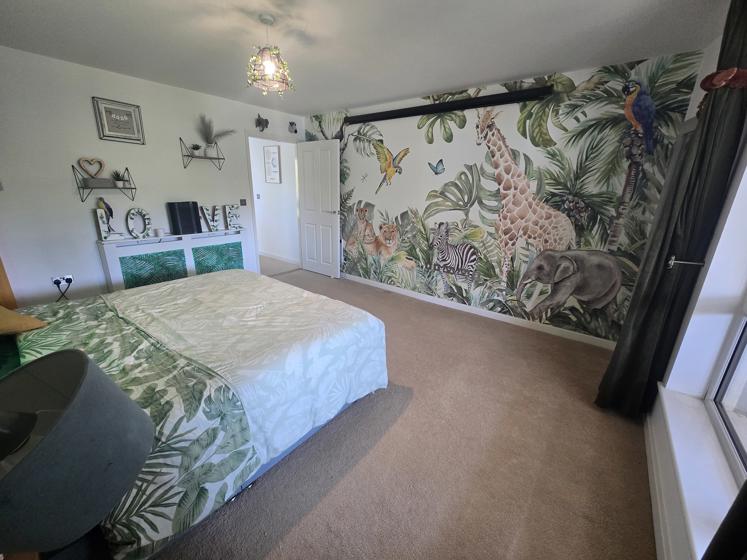 1781187362 54711C Bedroom1