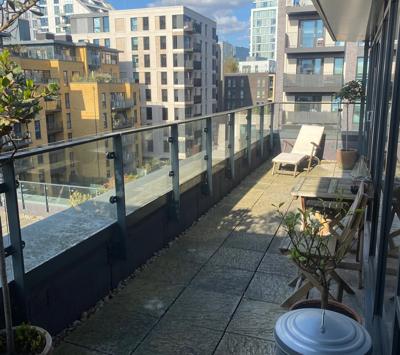 07 Balcony