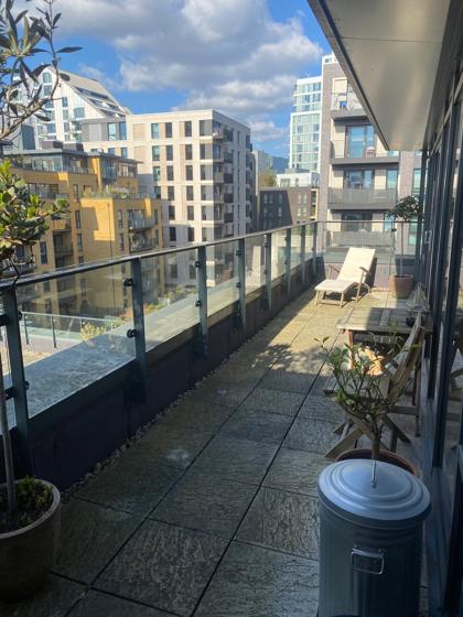 07 Balcony
