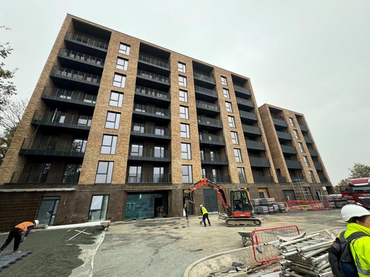 Construction taking place on Thames View redevelopment