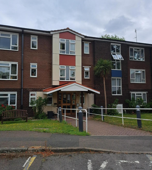 NC06 Claygate01