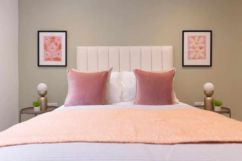 Lions Cresent AJH5105