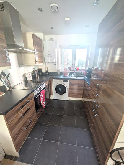 1773914527 Aa892f 1000015504