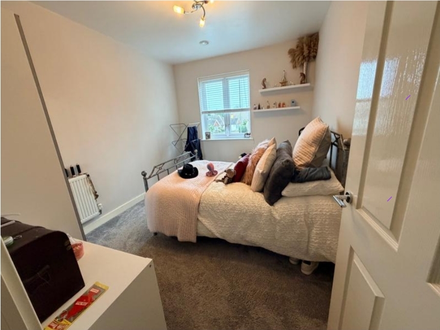 1773141400 D932ec 1000063639