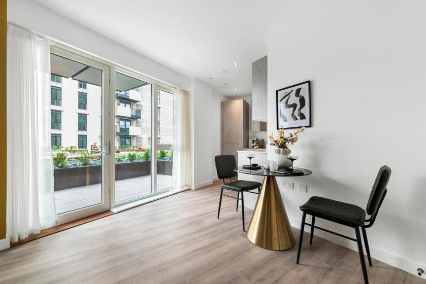 Sage Point Show Home LR 1200Px (3)