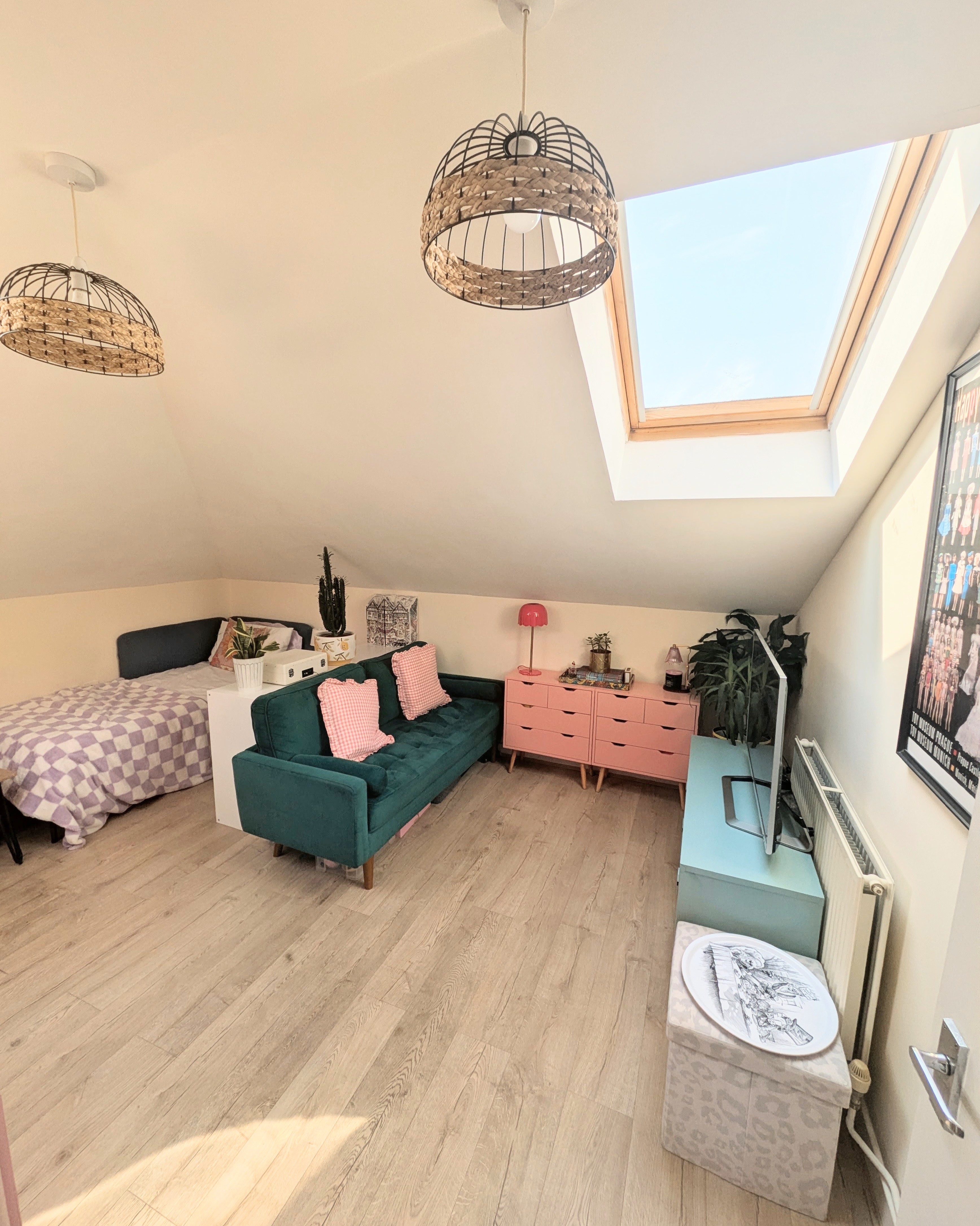 Living Area Ed