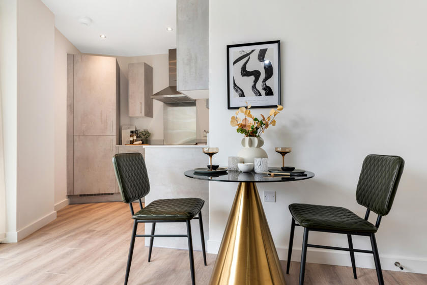 Sage Point Show Home LR 1200Px 8 (2)