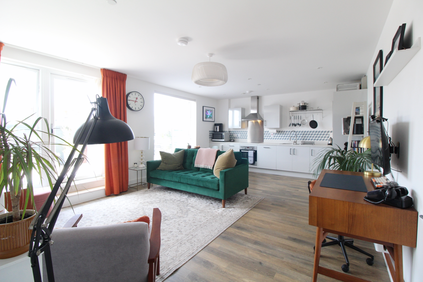 1777471796 53Dc62 Living Room (1)